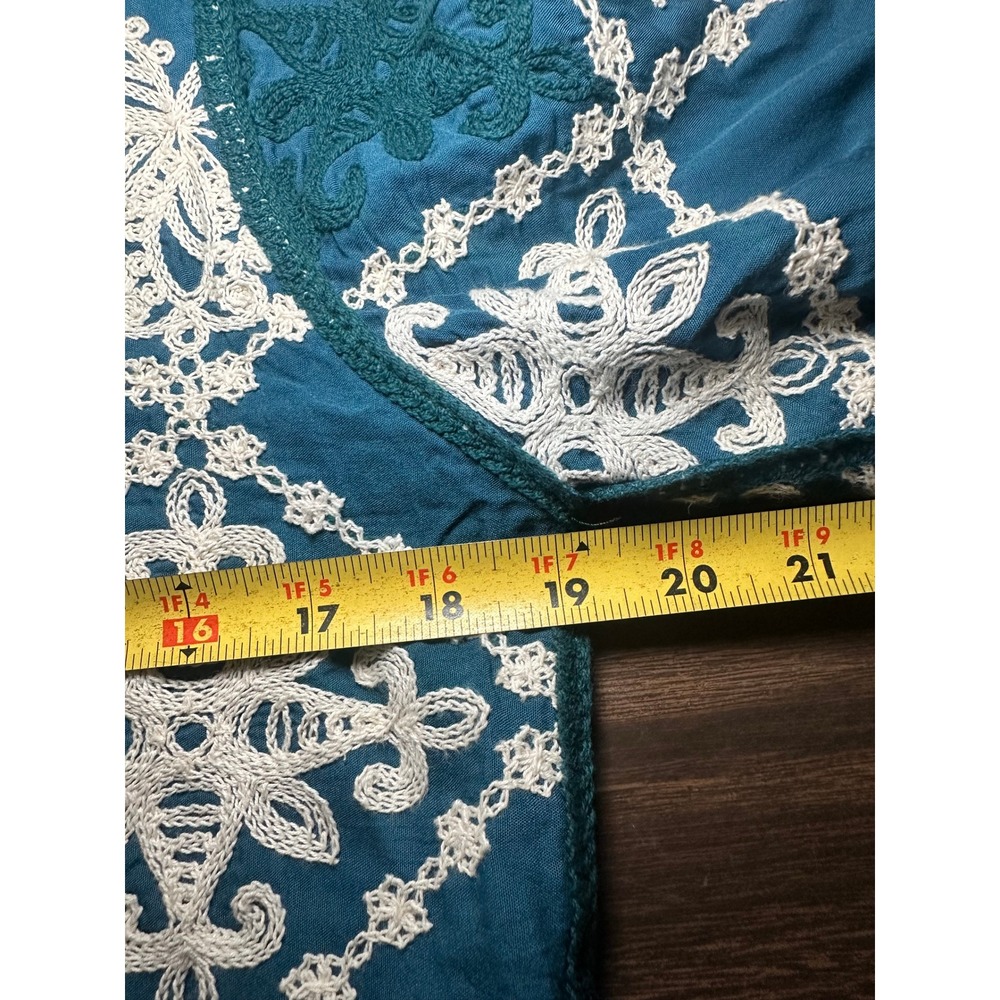Anthropologie Kindred Womens Teal Embroidered Bell Sleeve Scalloped Blouse MD - Picture 9 of 10